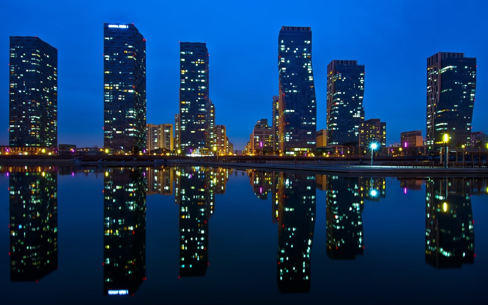 Kysports-马修·图穆亚展现出极强的突破和传球能力，令袋鼠队攻防更具层次感